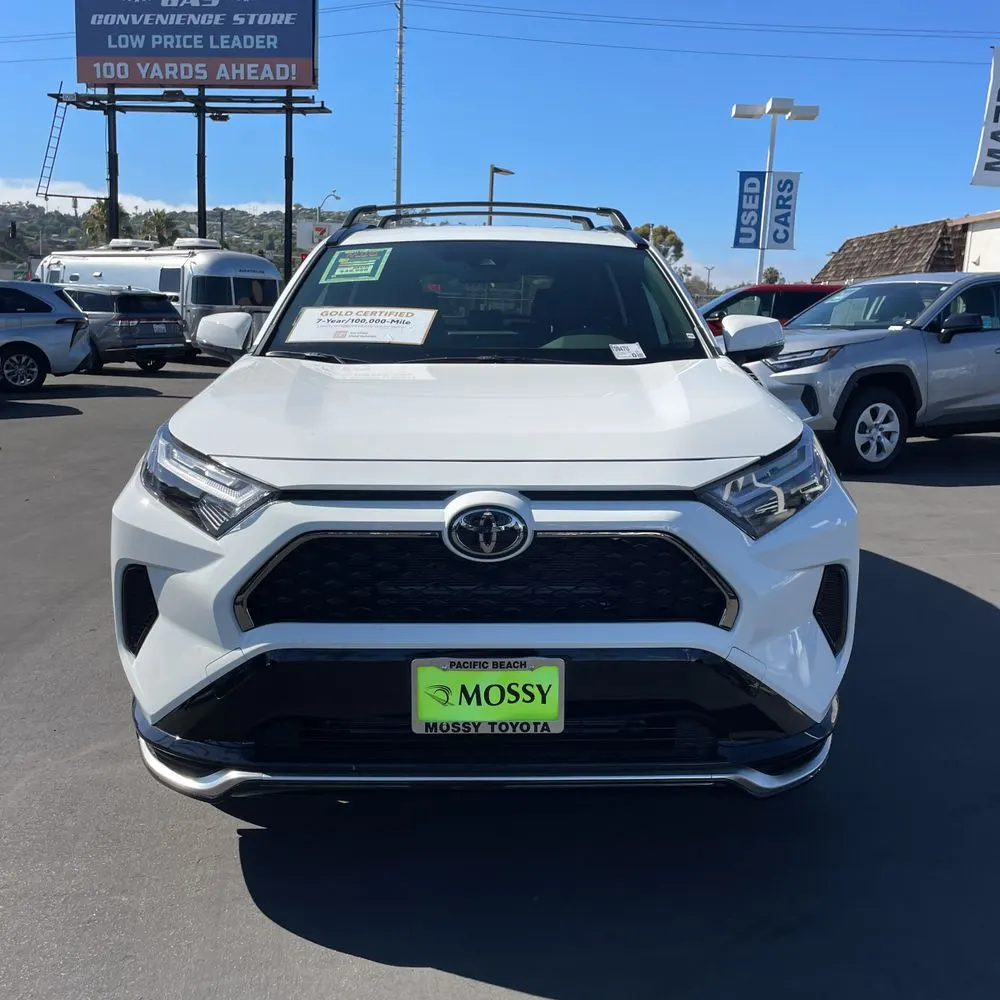 2025 Toyota RAV4 Plug-in Hybrid SE