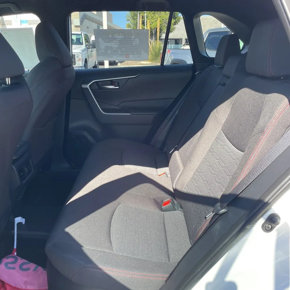 2025 Toyota RAV4 Plug-in Hybrid SE