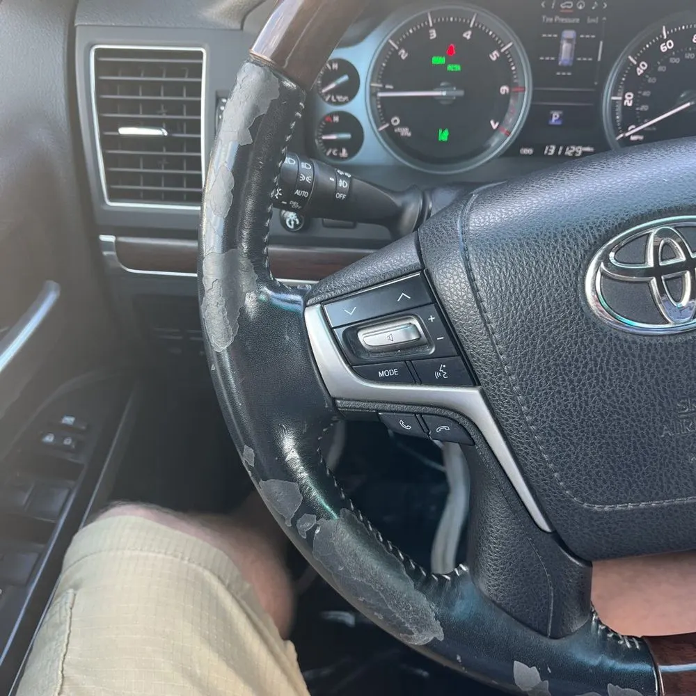 2017 Toyota Land Cruiser Base