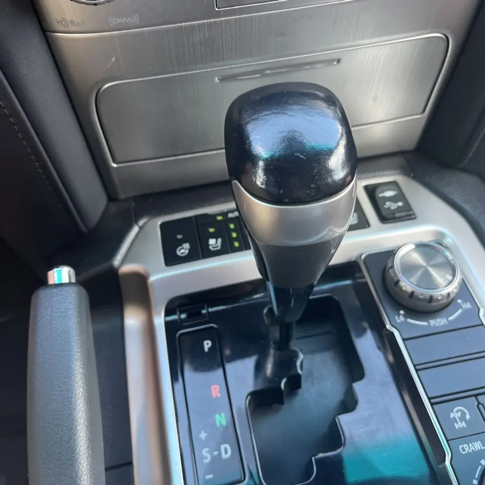2017 Toyota Land Cruiser Base