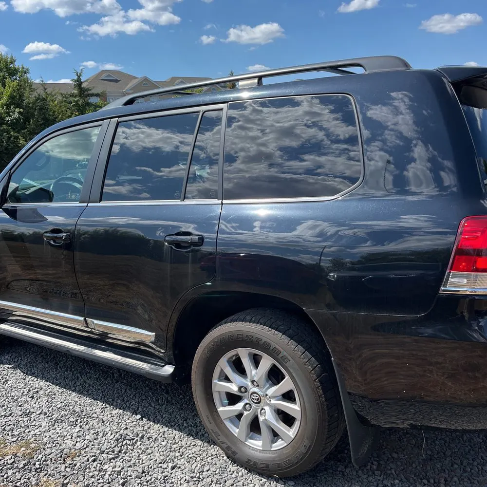 2017 Toyota Land Cruiser Base