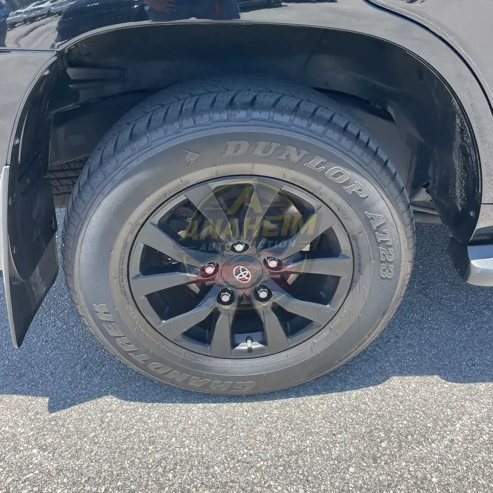 2018 Toyota Land Cruiser Base