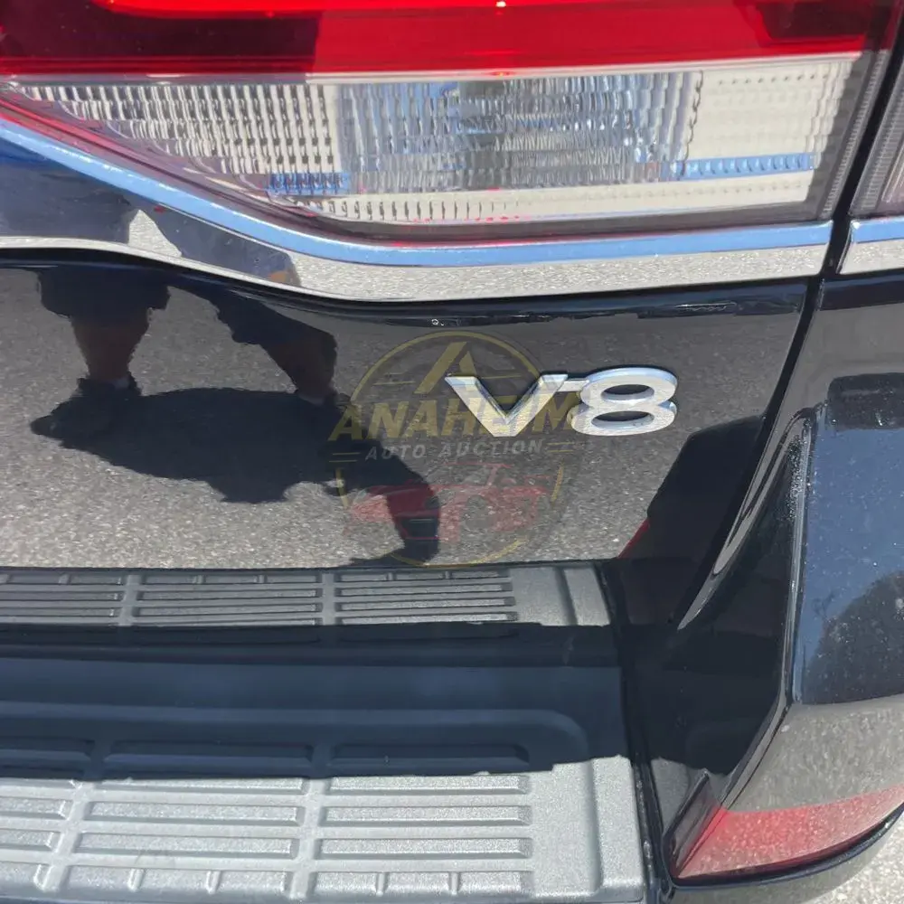 2018 Toyota Land Cruiser Base