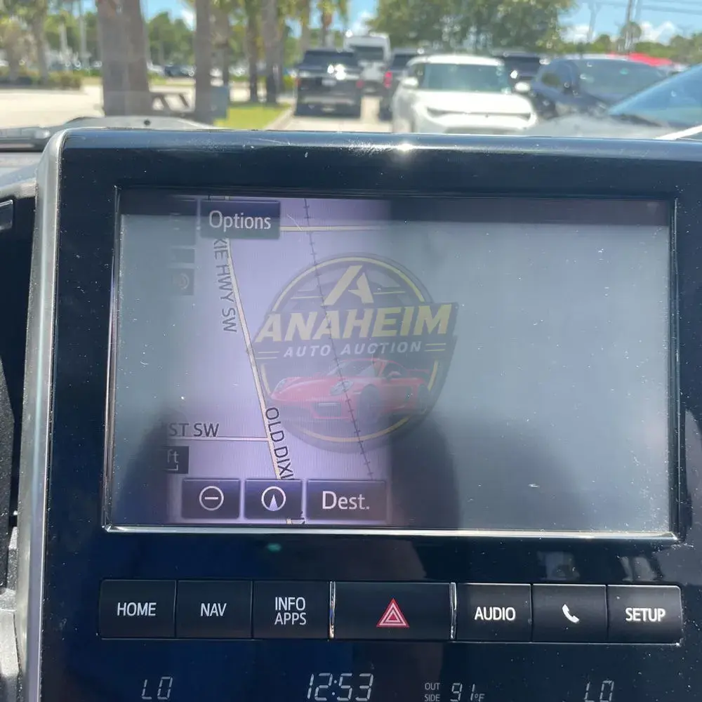 2018 Toyota Land Cruiser Base