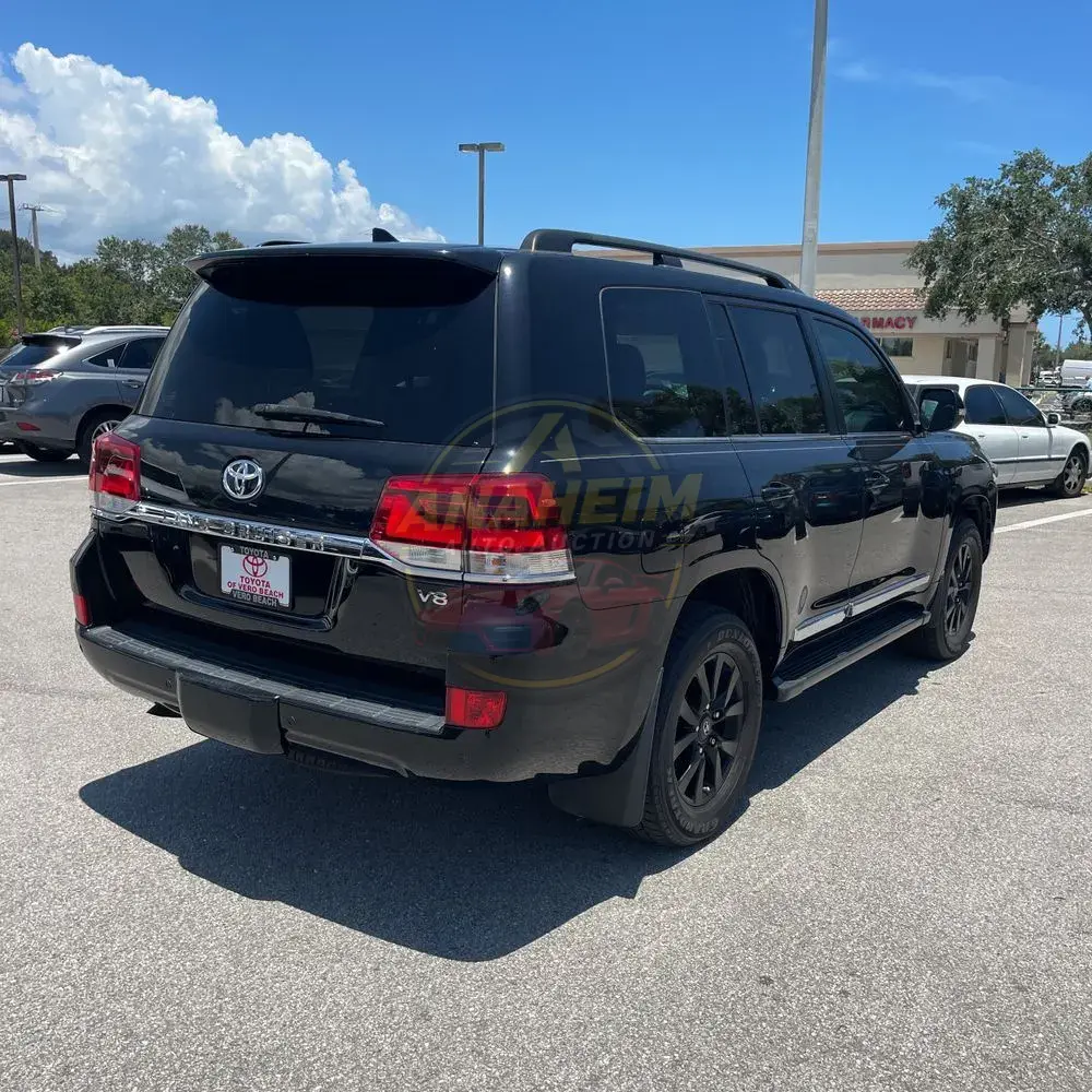 2018 Toyota Land Cruiser Base