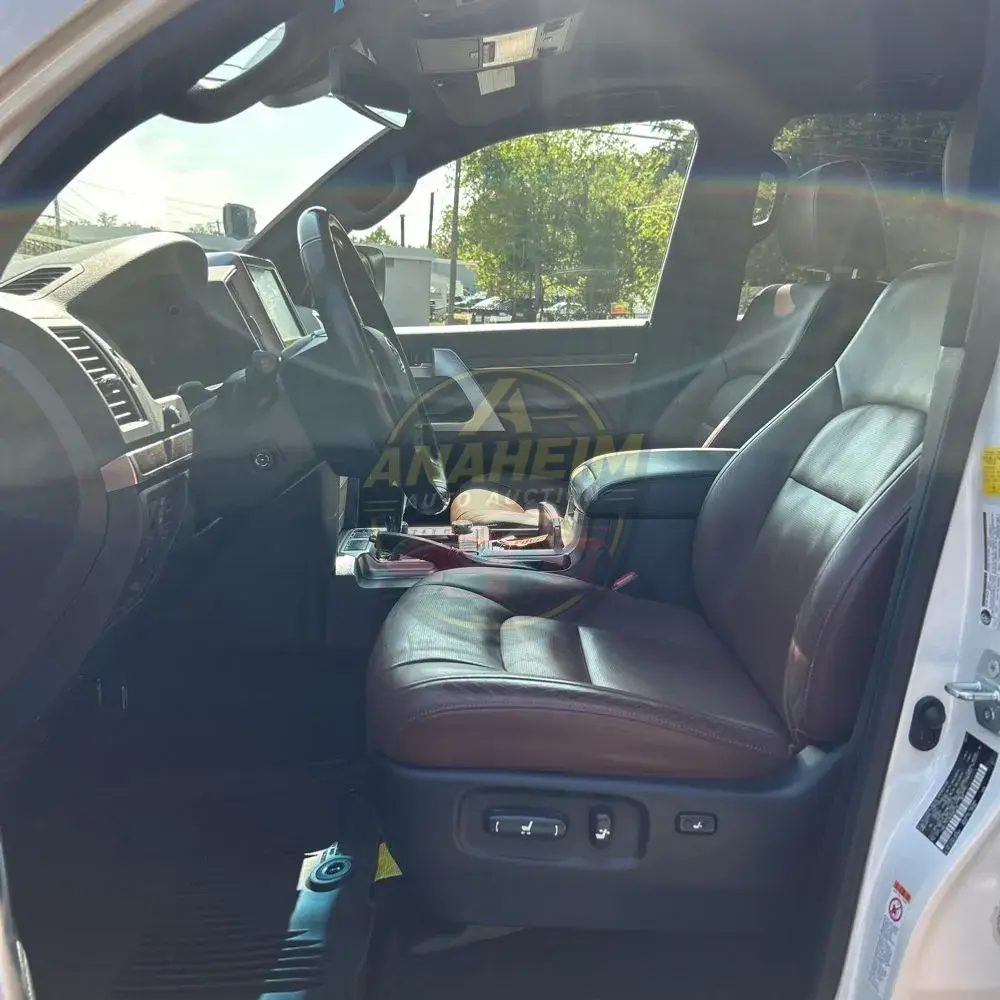 2019 Toyota Land Cruiser Base