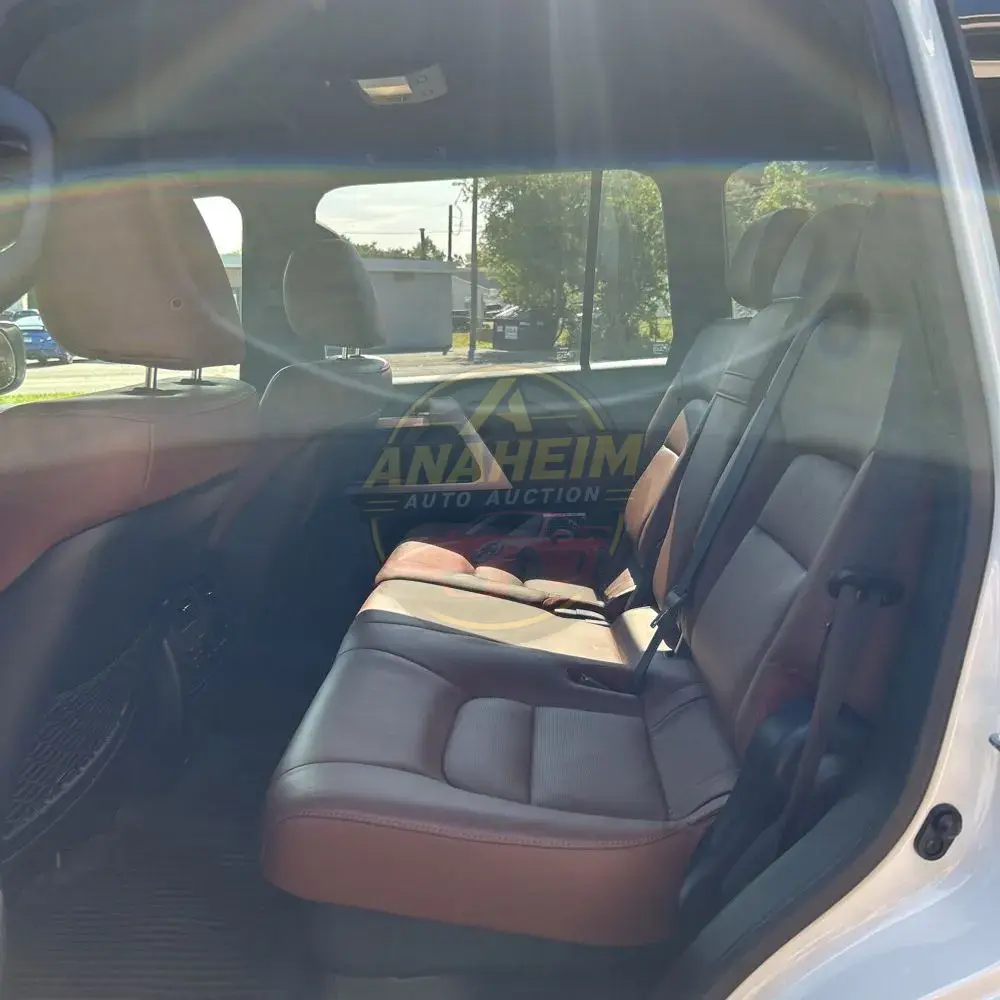 2019 Toyota Land Cruiser Base