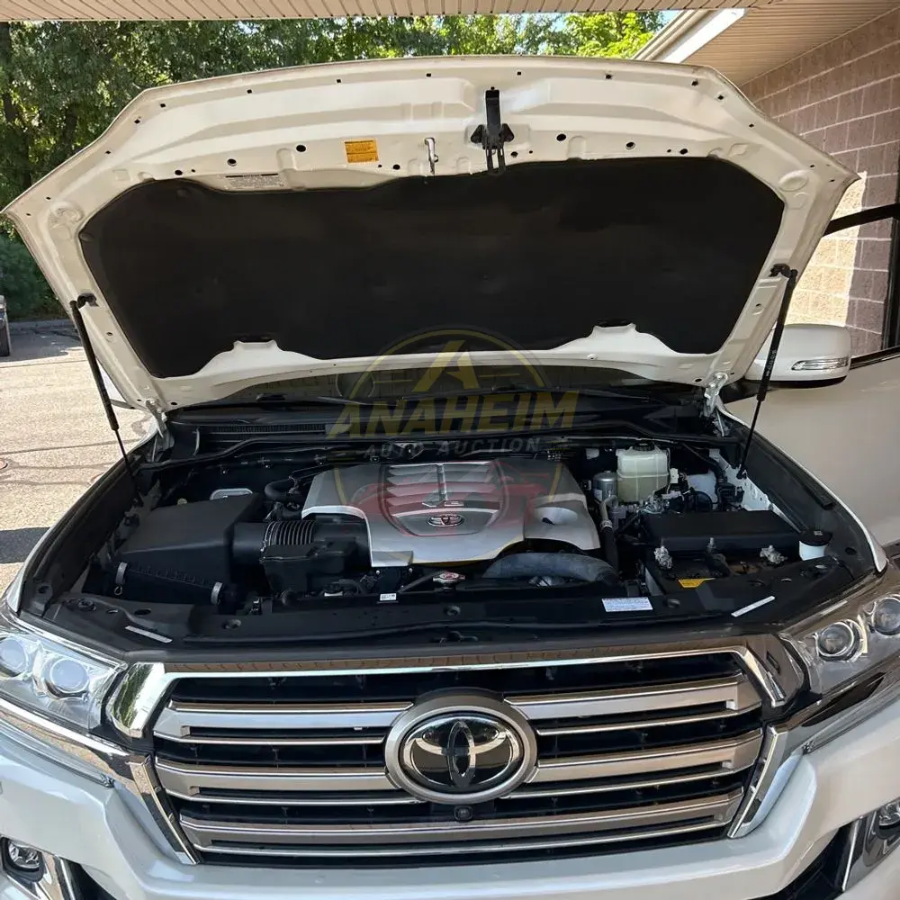 2019 Toyota Land Cruiser Base