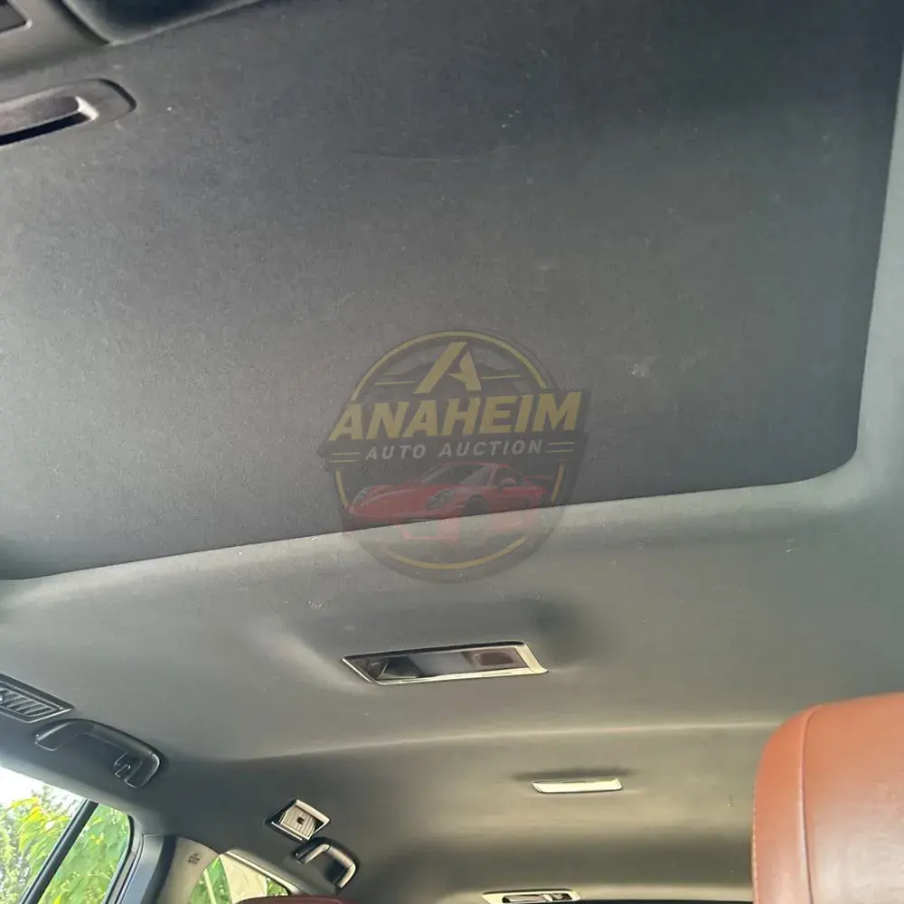 2019 Toyota Land Cruiser Base