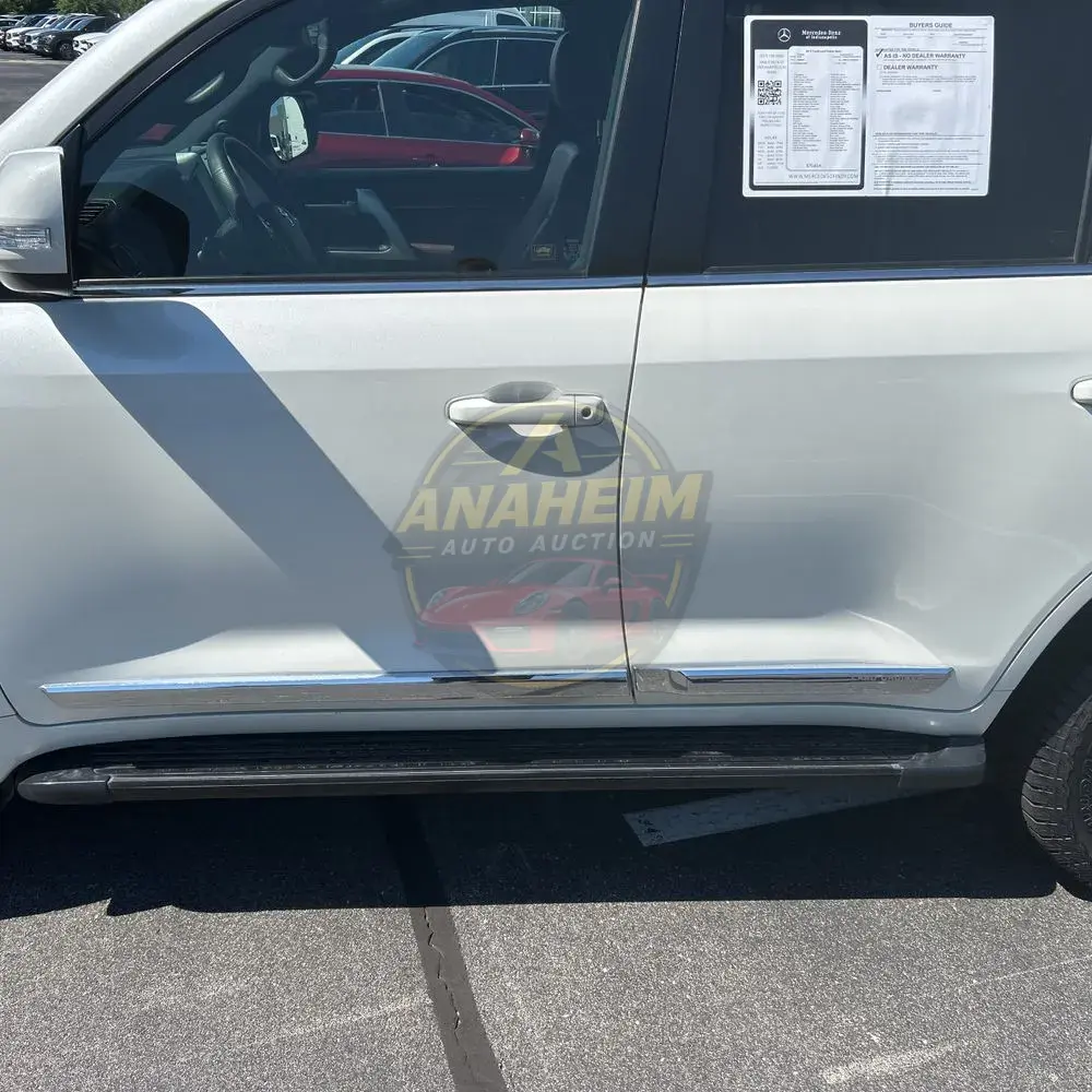 2019 Toyota Land Cruiser Base