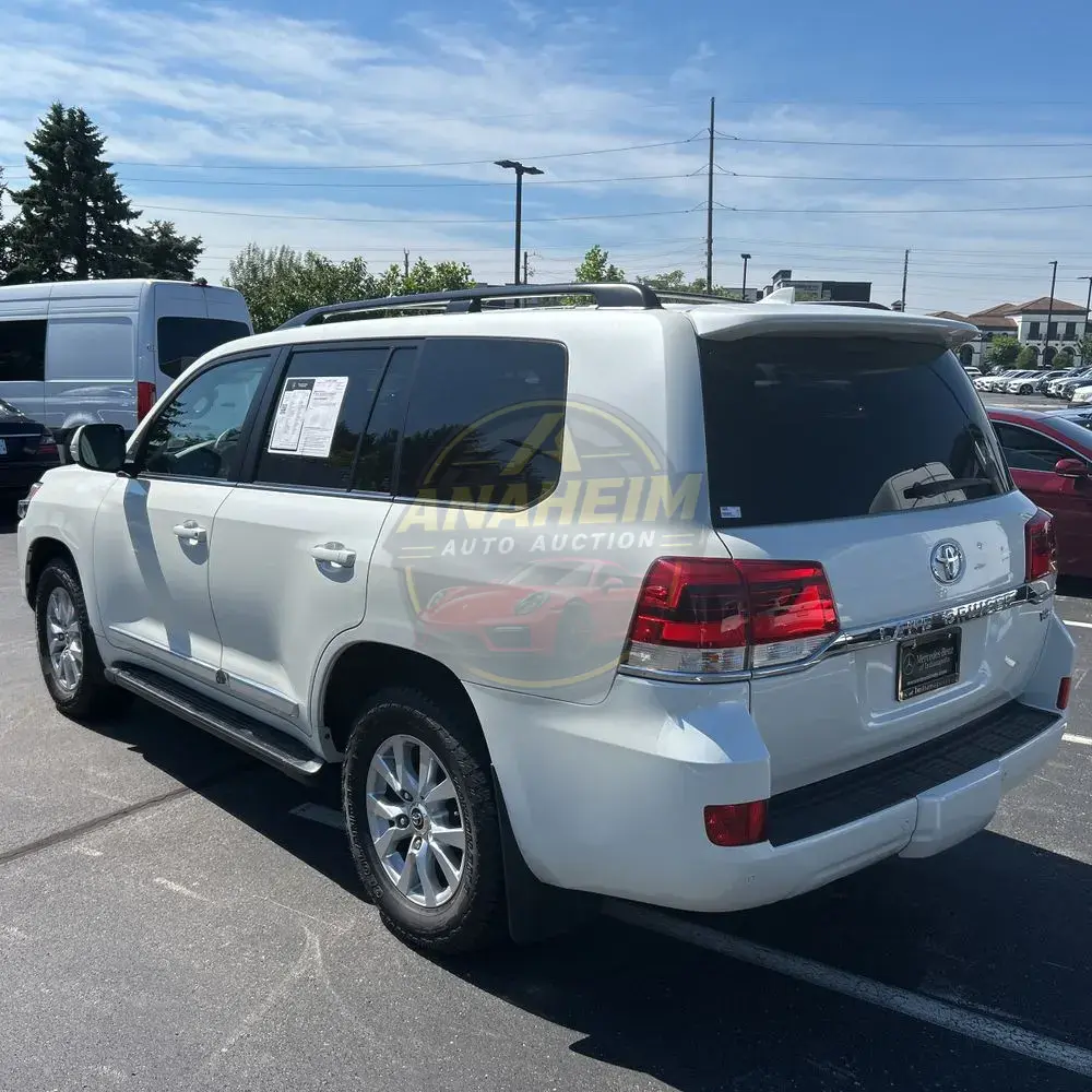 2019 Toyota Land Cruiser Base