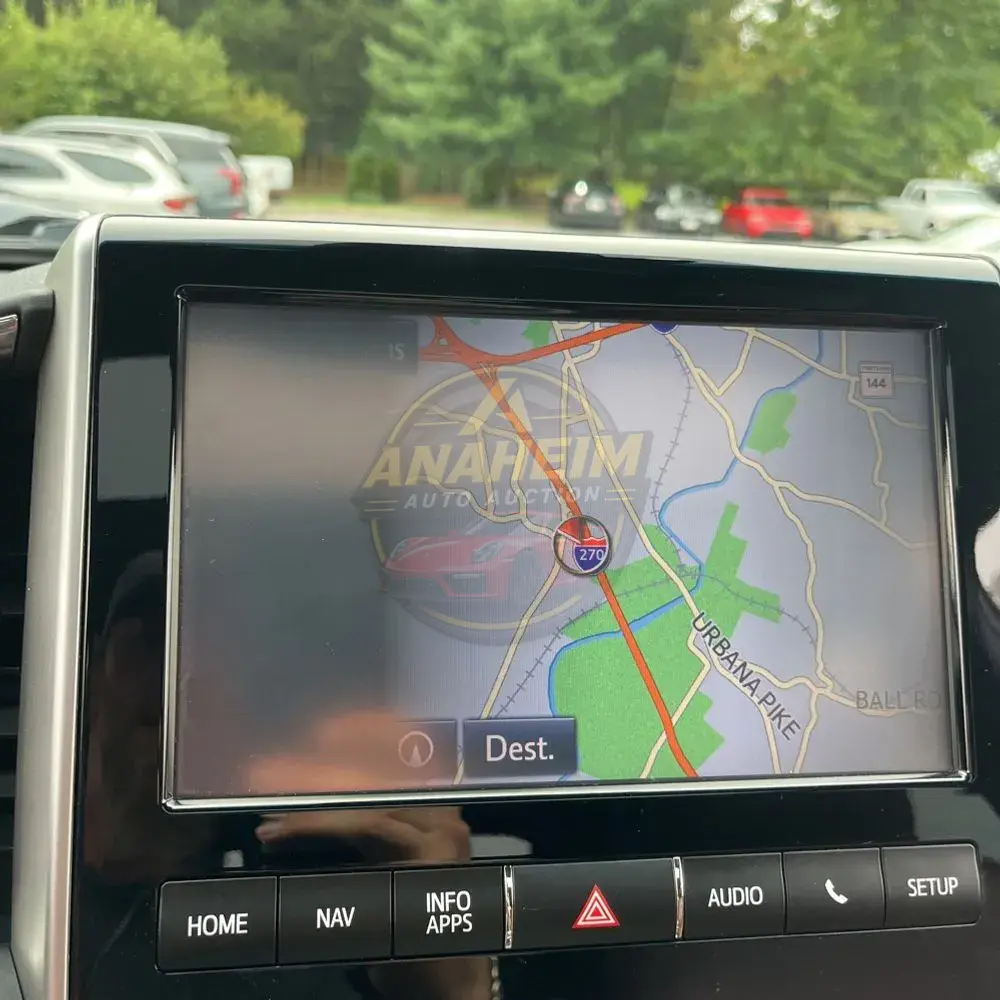 2016 Toyota Land Cruiser Base