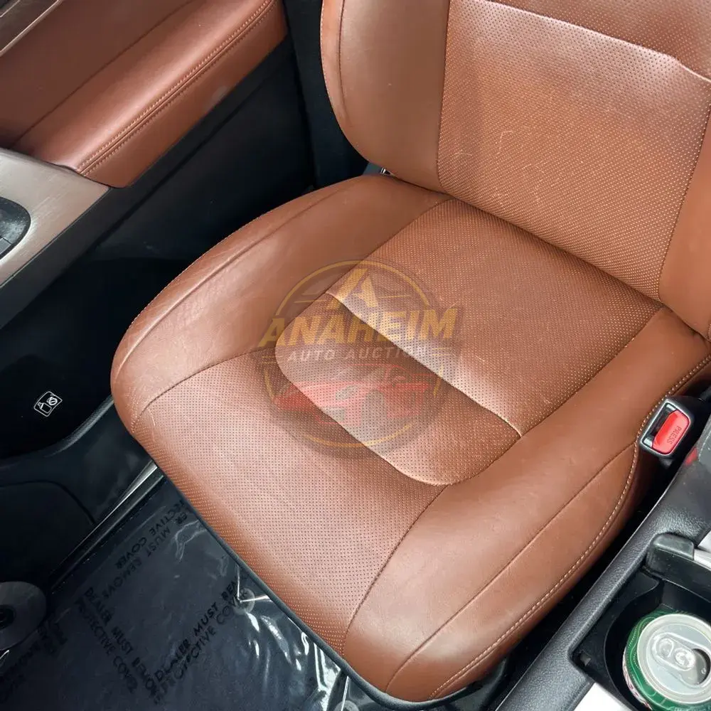 2016 Toyota Land Cruiser Base