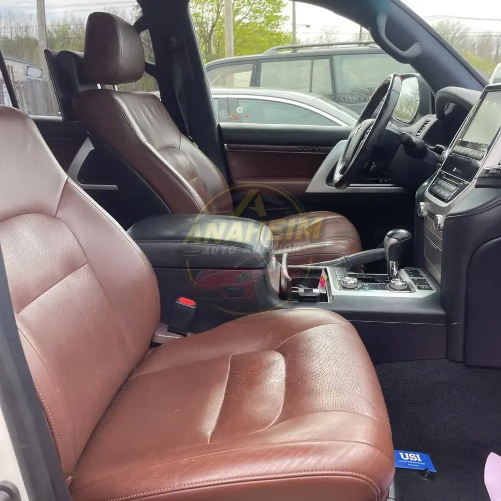 2017 Toyota Land Cruiser