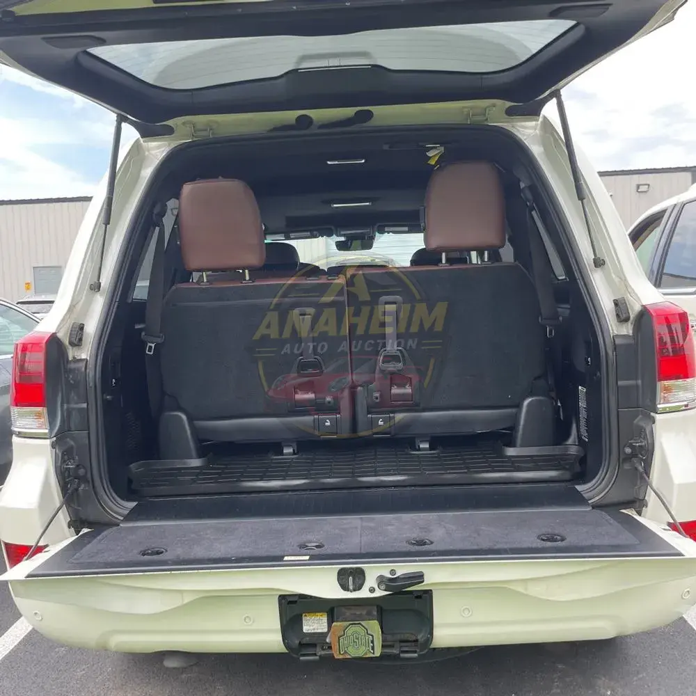 2017 Toyota Land Cruiser