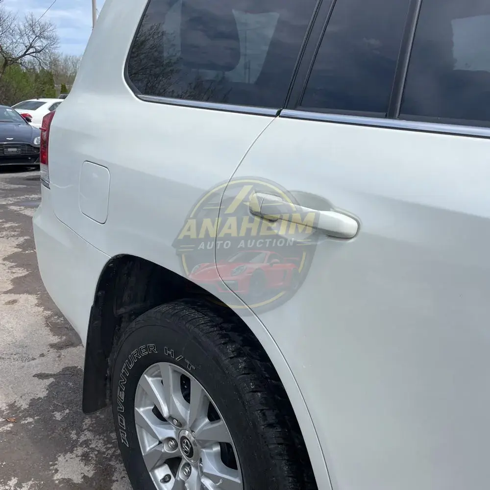2017 Toyota Land Cruiser
