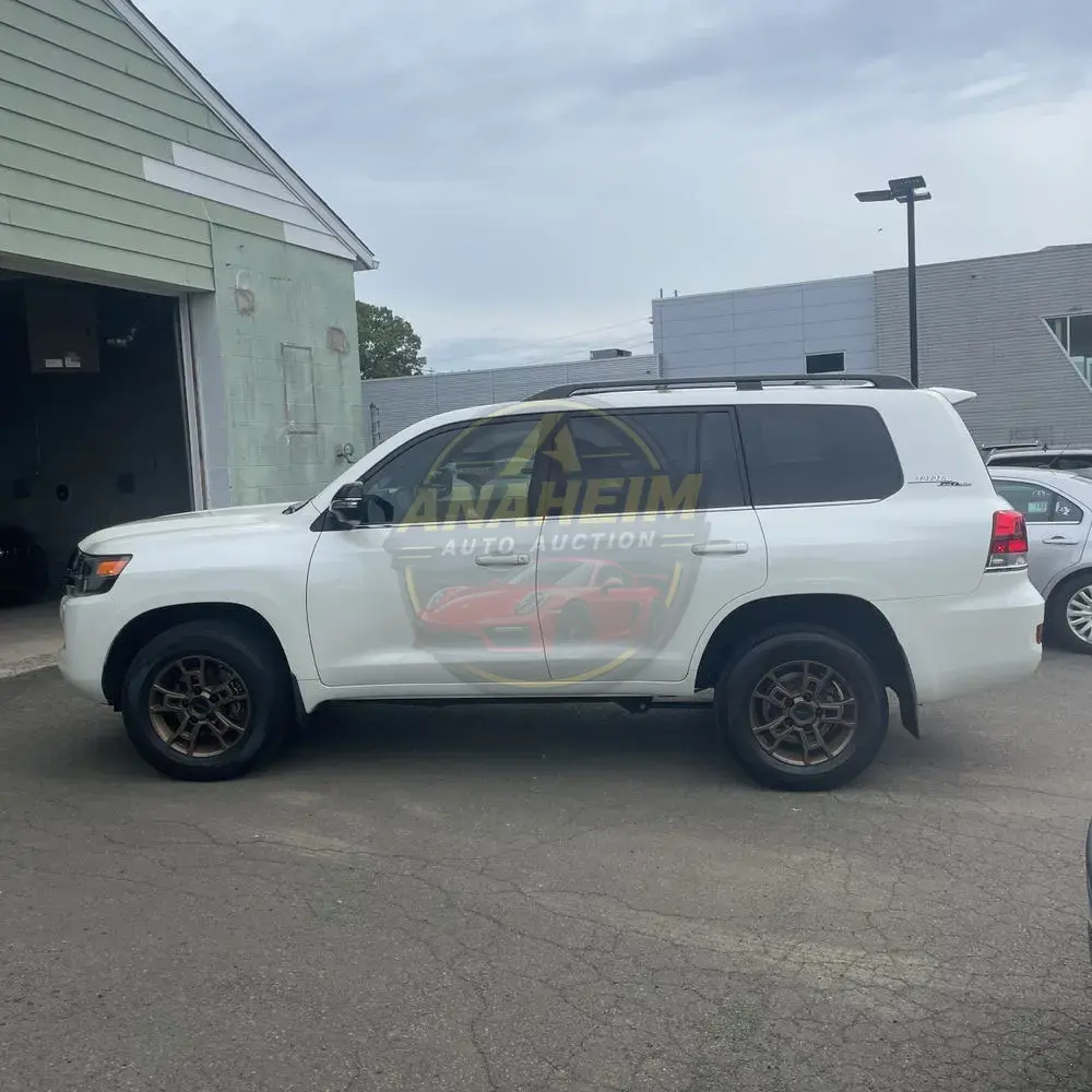 2020 Toyota Land Cruiser Heritage Edition