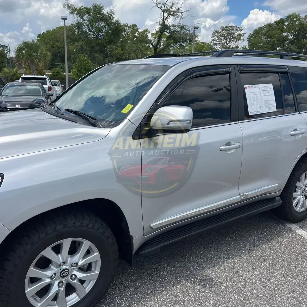 2020 Toyota Land Cruiser Base