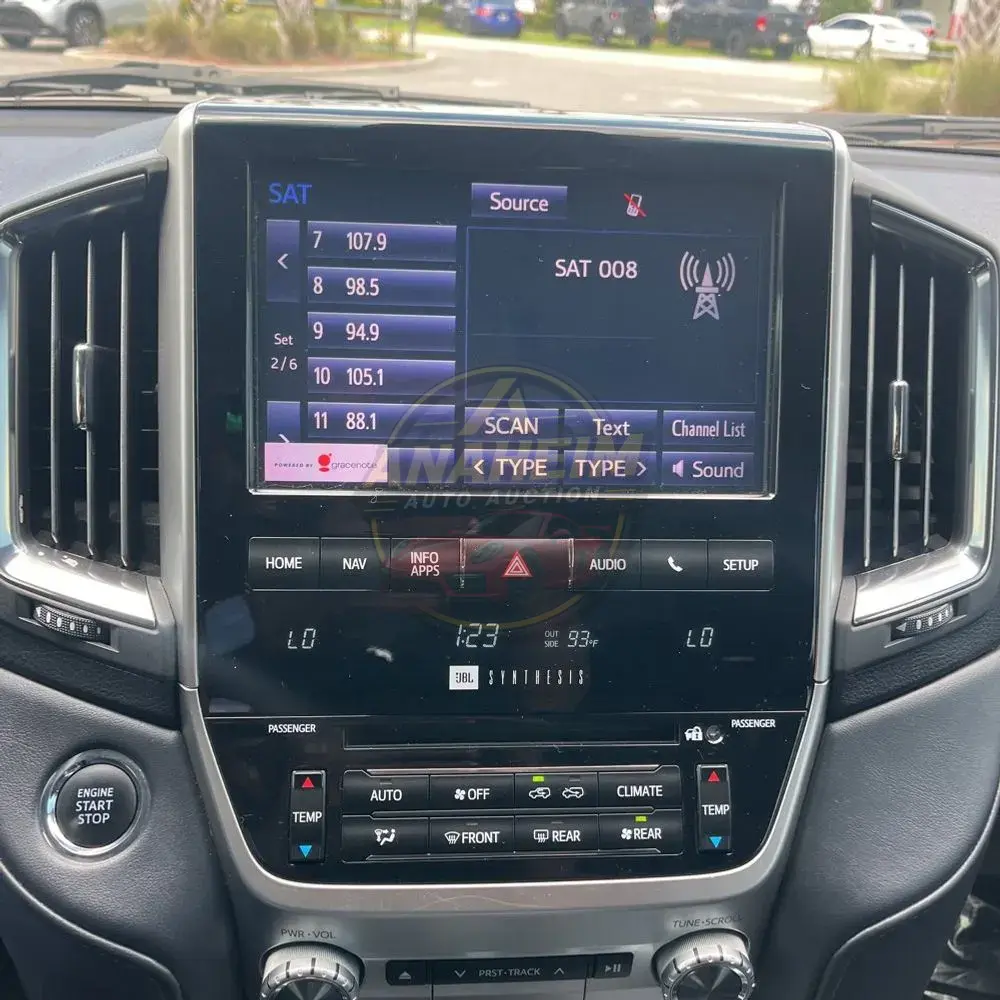 2020 Toyota Land Cruiser Base