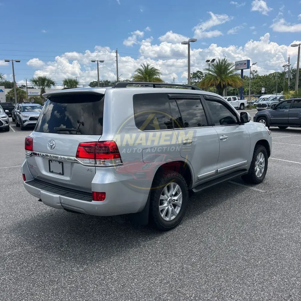 2020 Toyota Land Cruiser Base