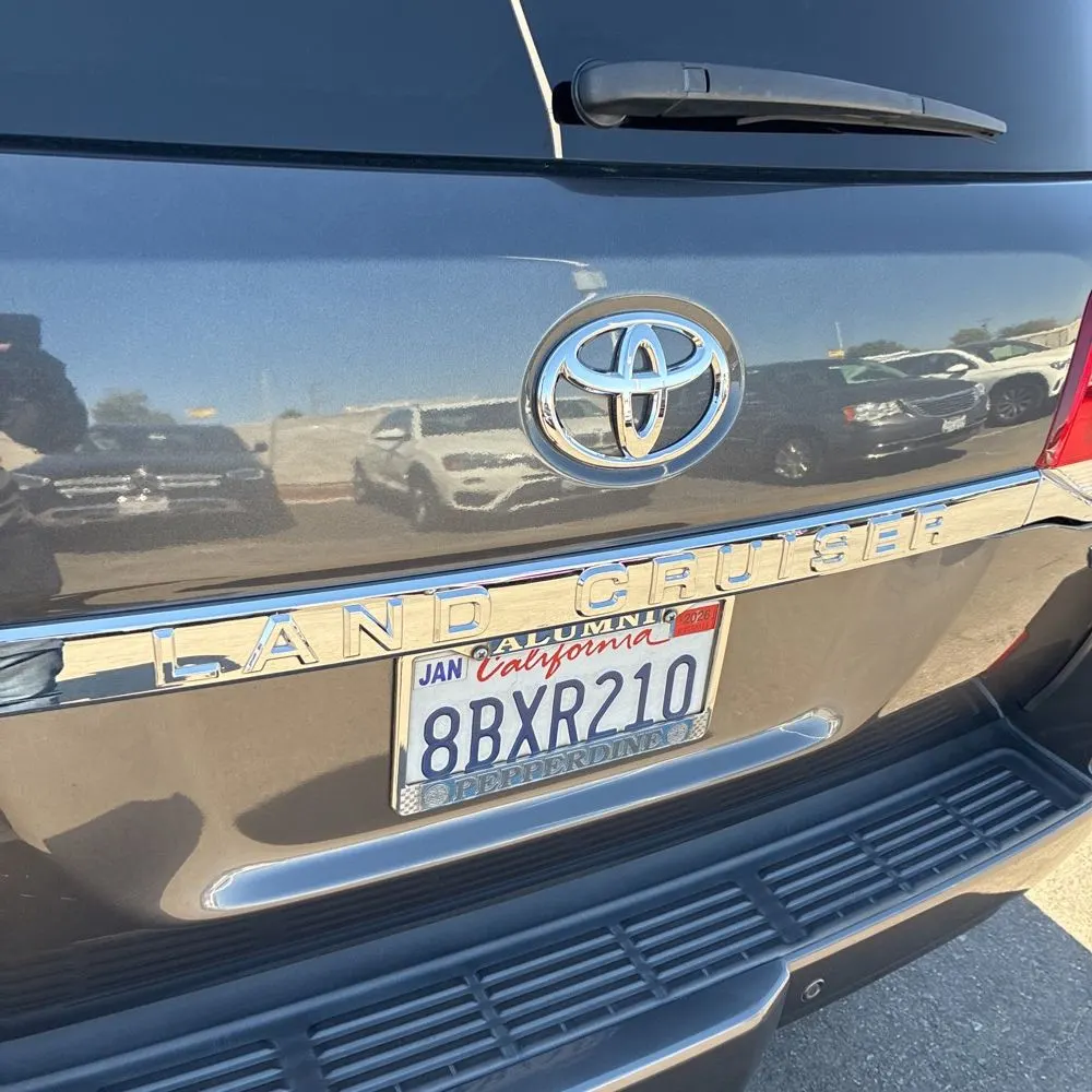 2018 Toyota Land Cruiser Base