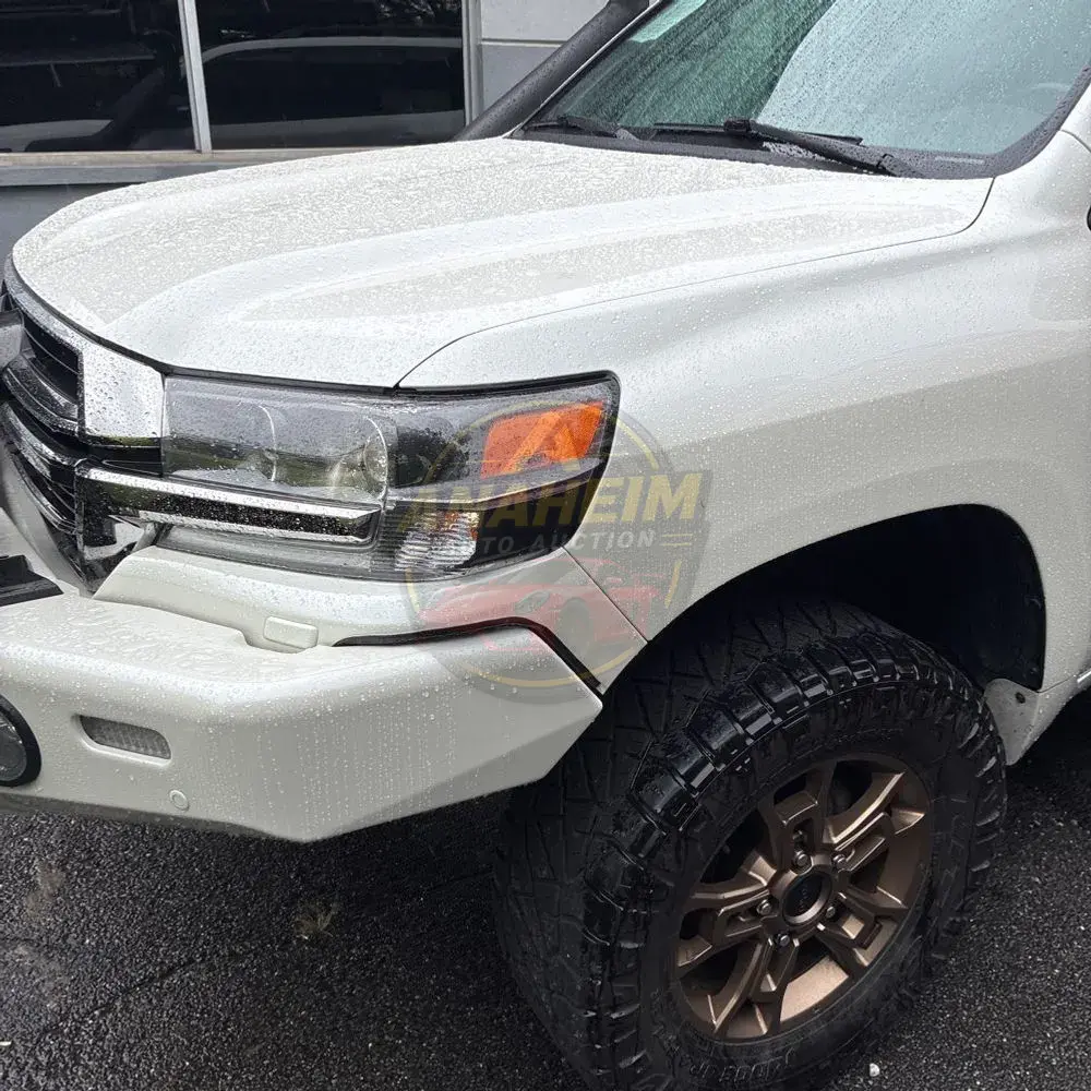 2020 Toyota Land Cruiser Heritage Edition