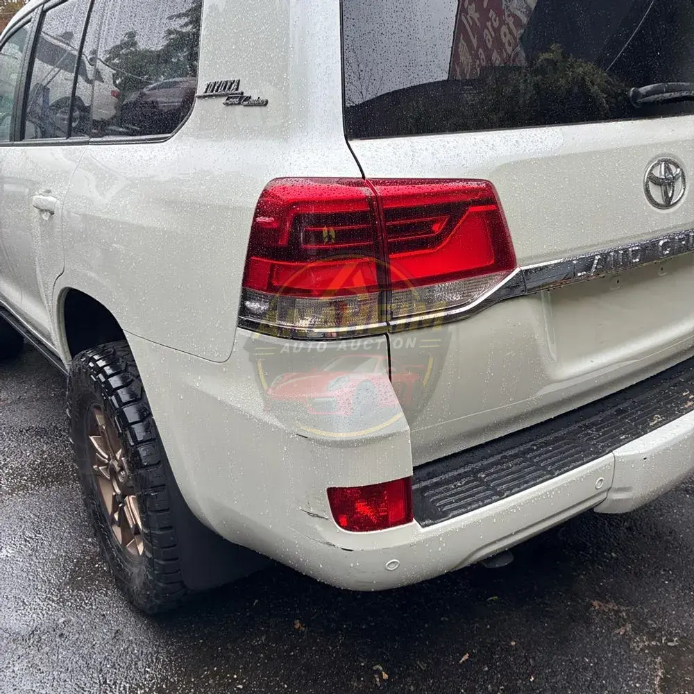 2020 Toyota Land Cruiser Heritage Edition