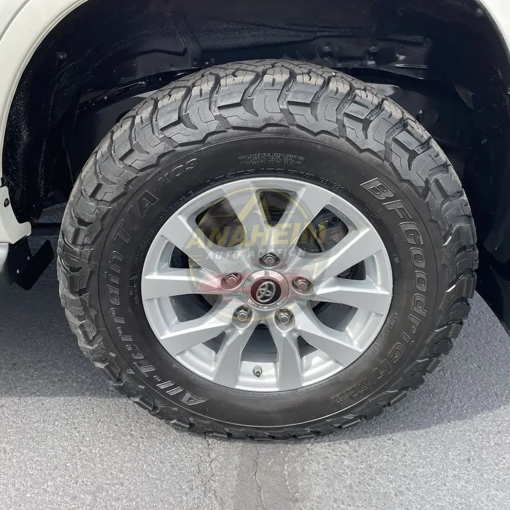 2019 Toyota Land Cruiser Base