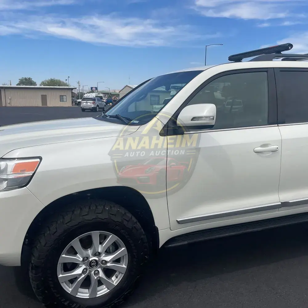 2019 Toyota Land Cruiser Base