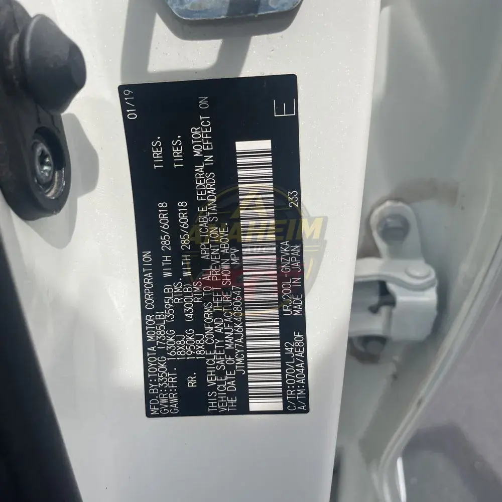 2019 Toyota Land Cruiser Base