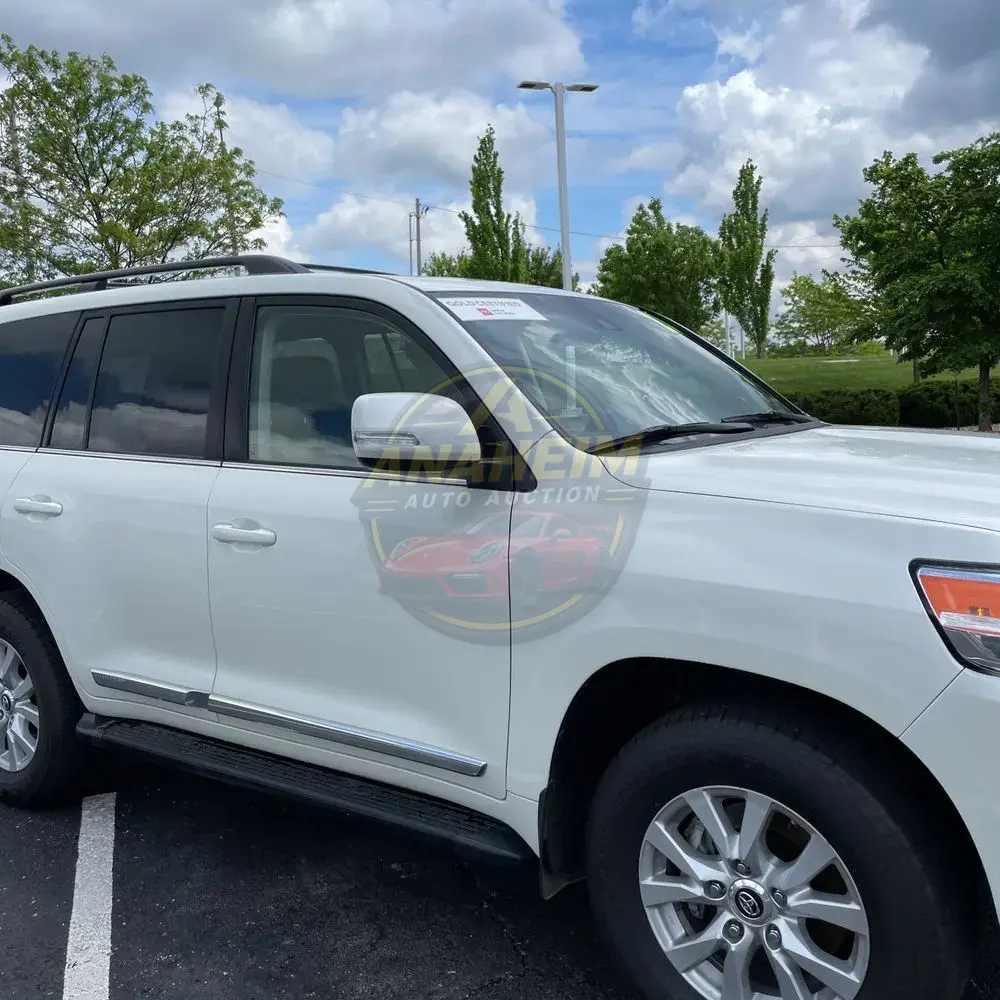 2020 Toyota Land Cruiser Base