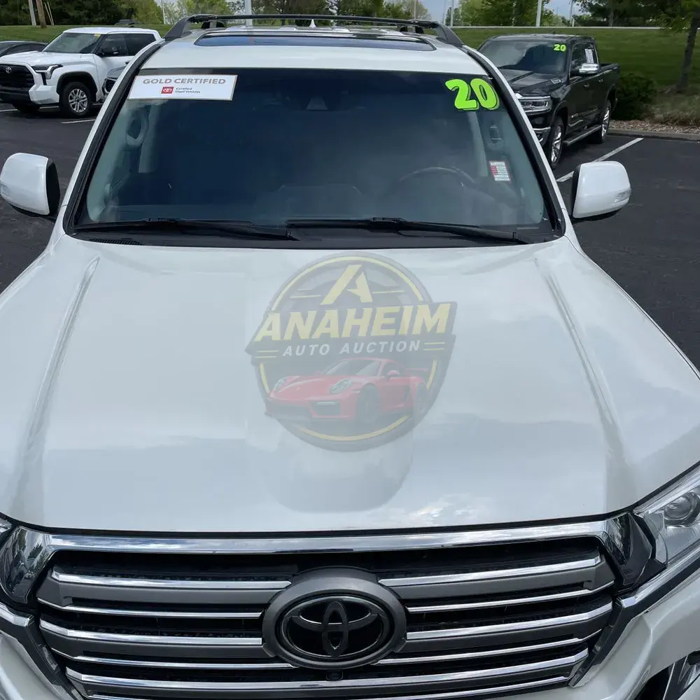 2020 Toyota Land Cruiser Base
