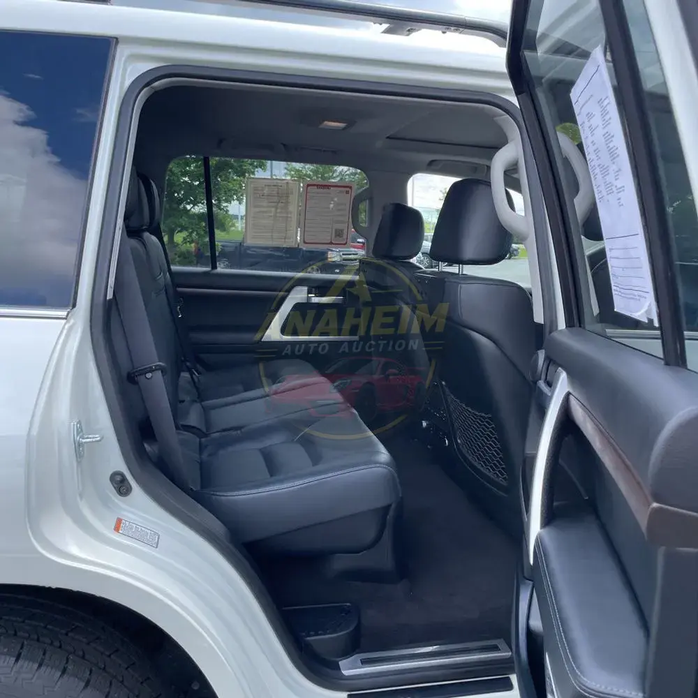 2020 Toyota Land Cruiser Base
