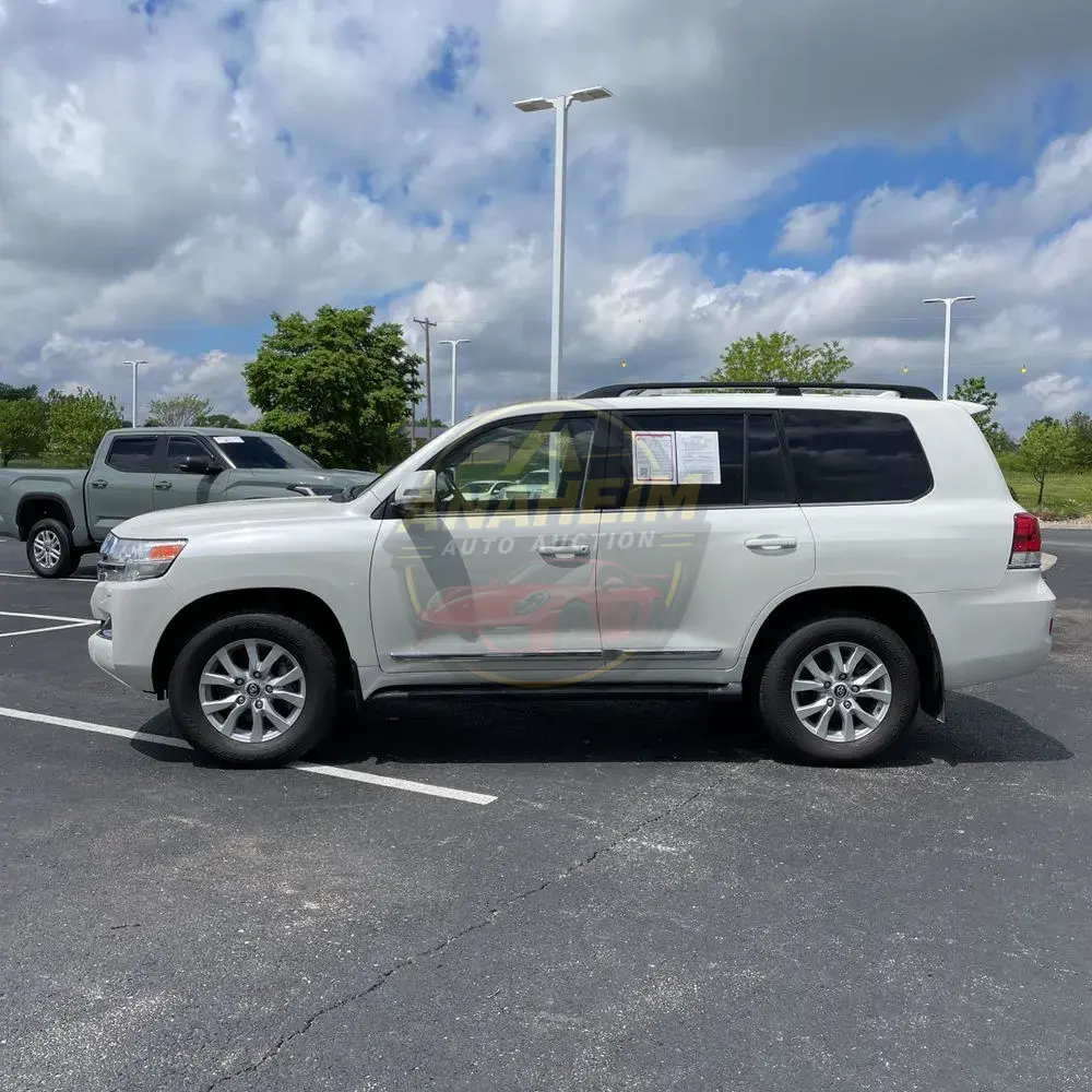 2020 Toyota Land Cruiser Base