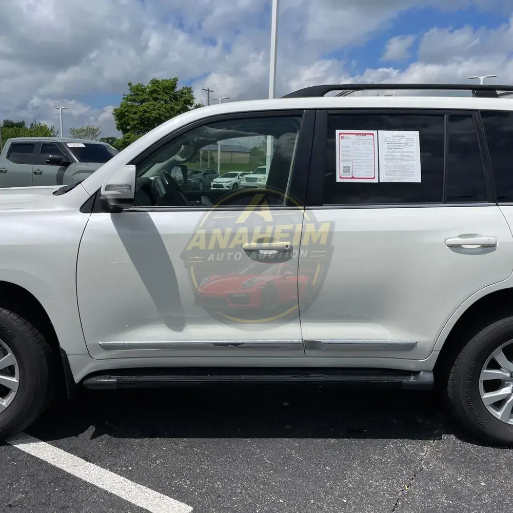 2020 Toyota Land Cruiser Base