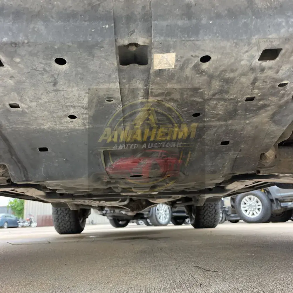2018 Toyota Land Cruiser Base