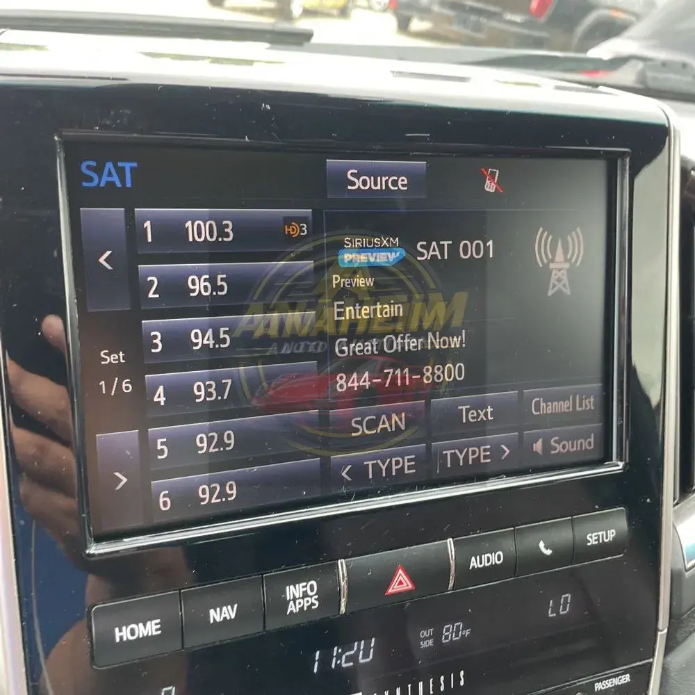 2018 Toyota Land Cruiser Base