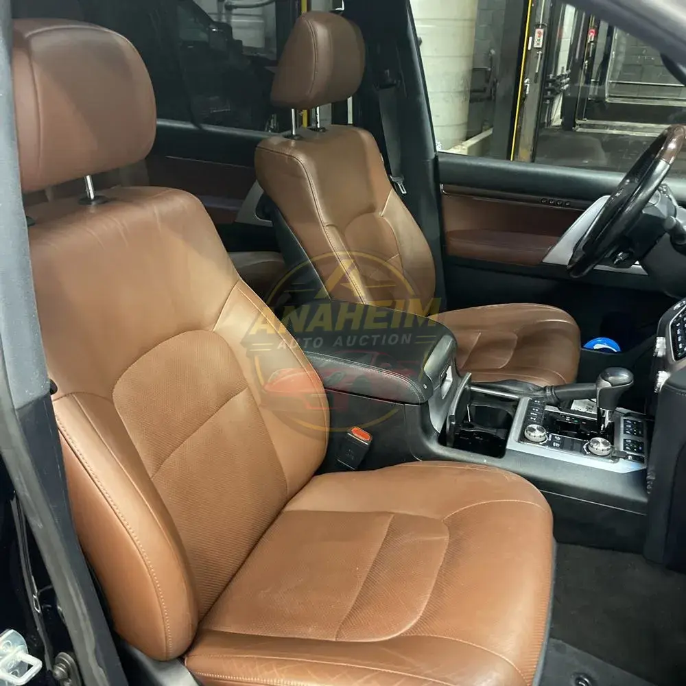 2019 Toyota Land Cruiser Base