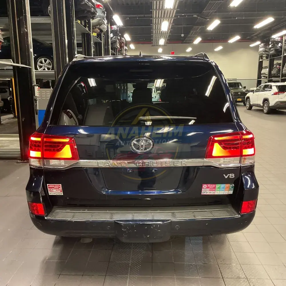 2019 Toyota Land Cruiser Base