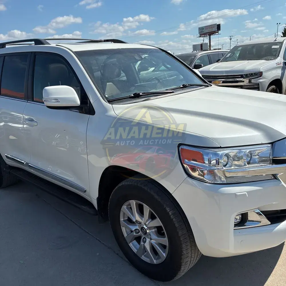 2020 Toyota Land Cruiser Base