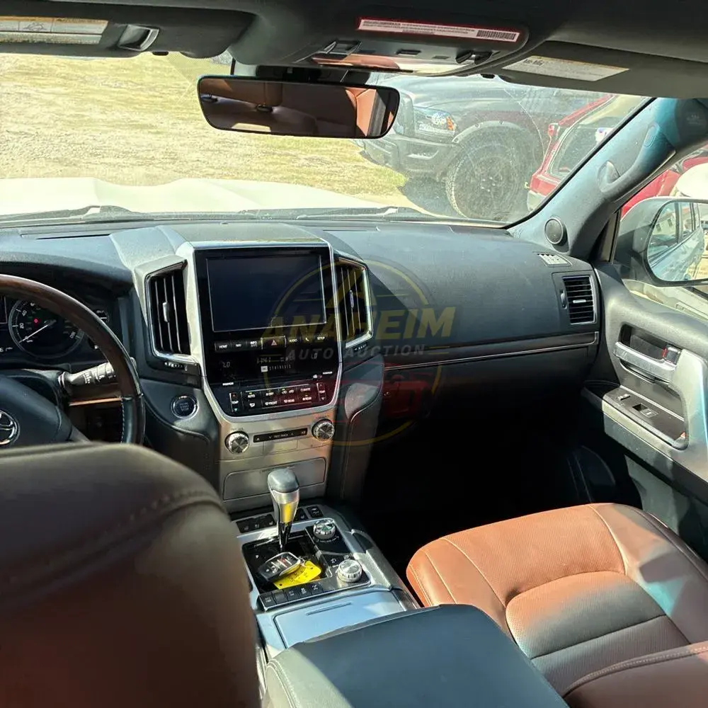 2020 Toyota Land Cruiser Base