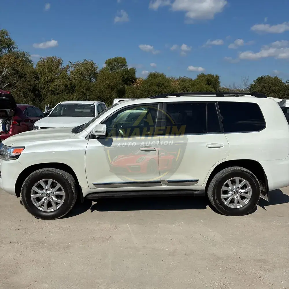 2020 Toyota Land Cruiser Base