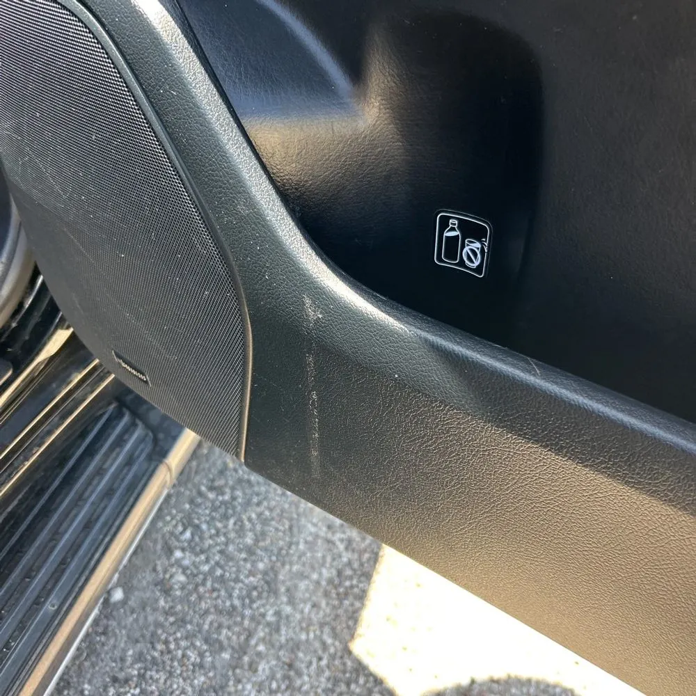 2016 Toyota Land Cruiser Base