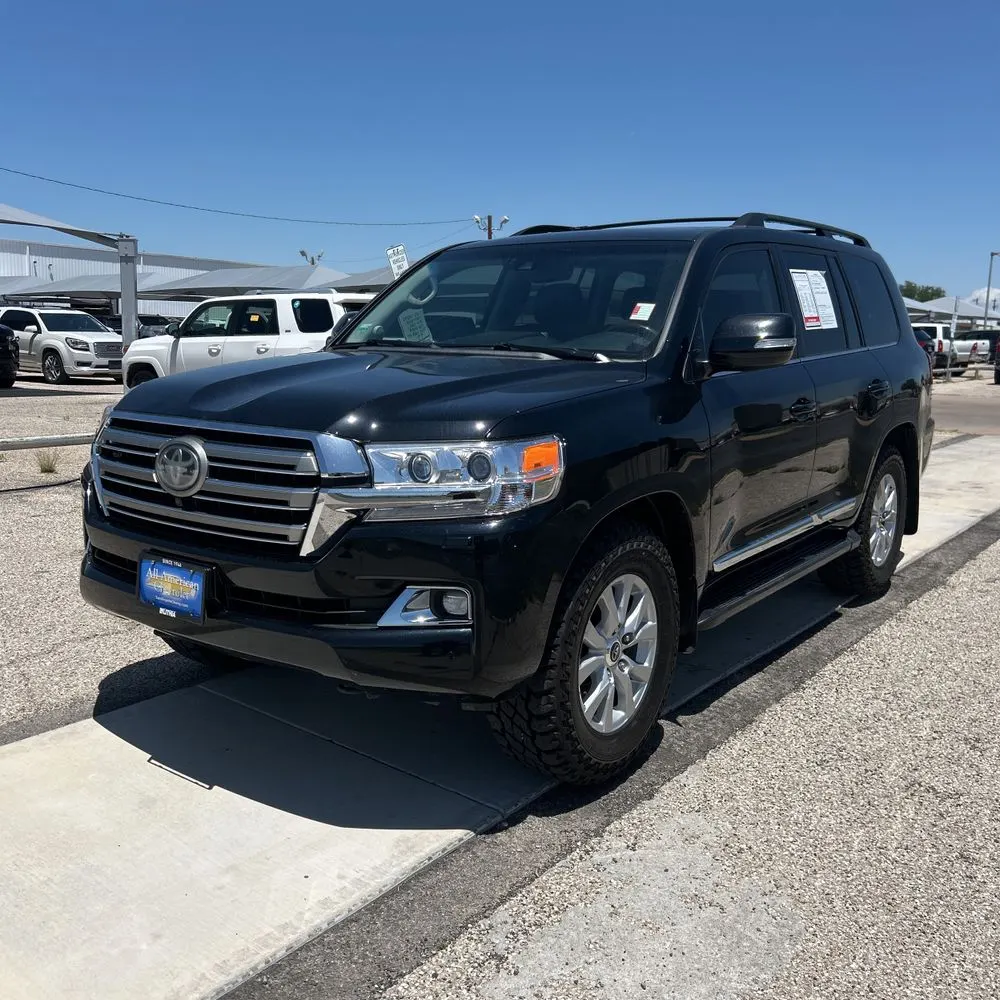 2016 Toyota Land Cruiser Base