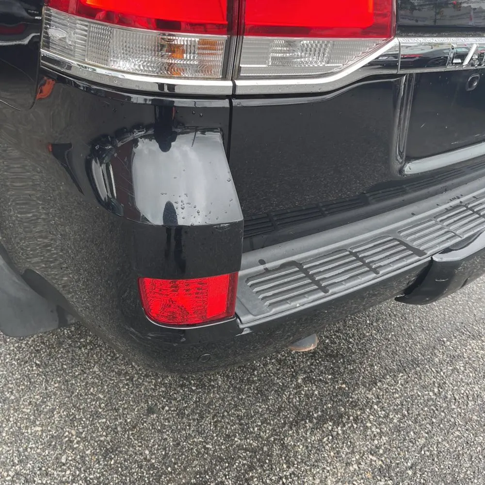 2017 Toyota Land Cruiser Base