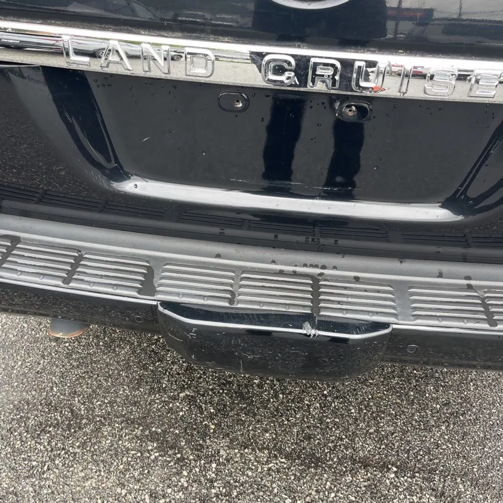 2017 Toyota Land Cruiser Base