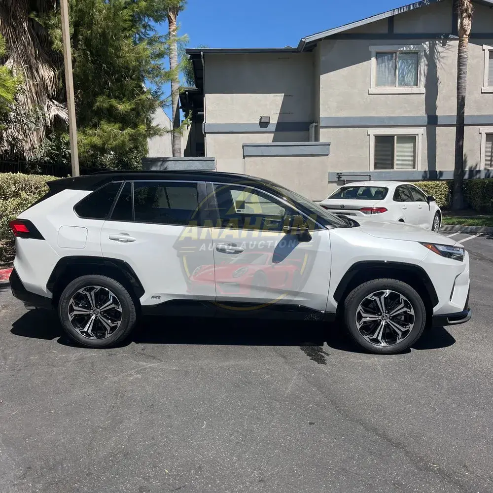 2025 Toyota RAV4 Plug-in Hybrid XSE
