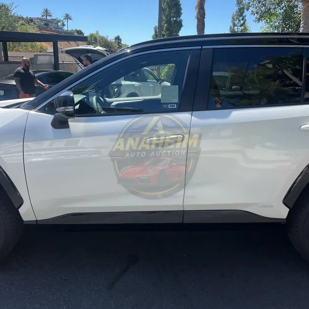 2025 Toyota RAV4 Plug-in Hybrid XSE