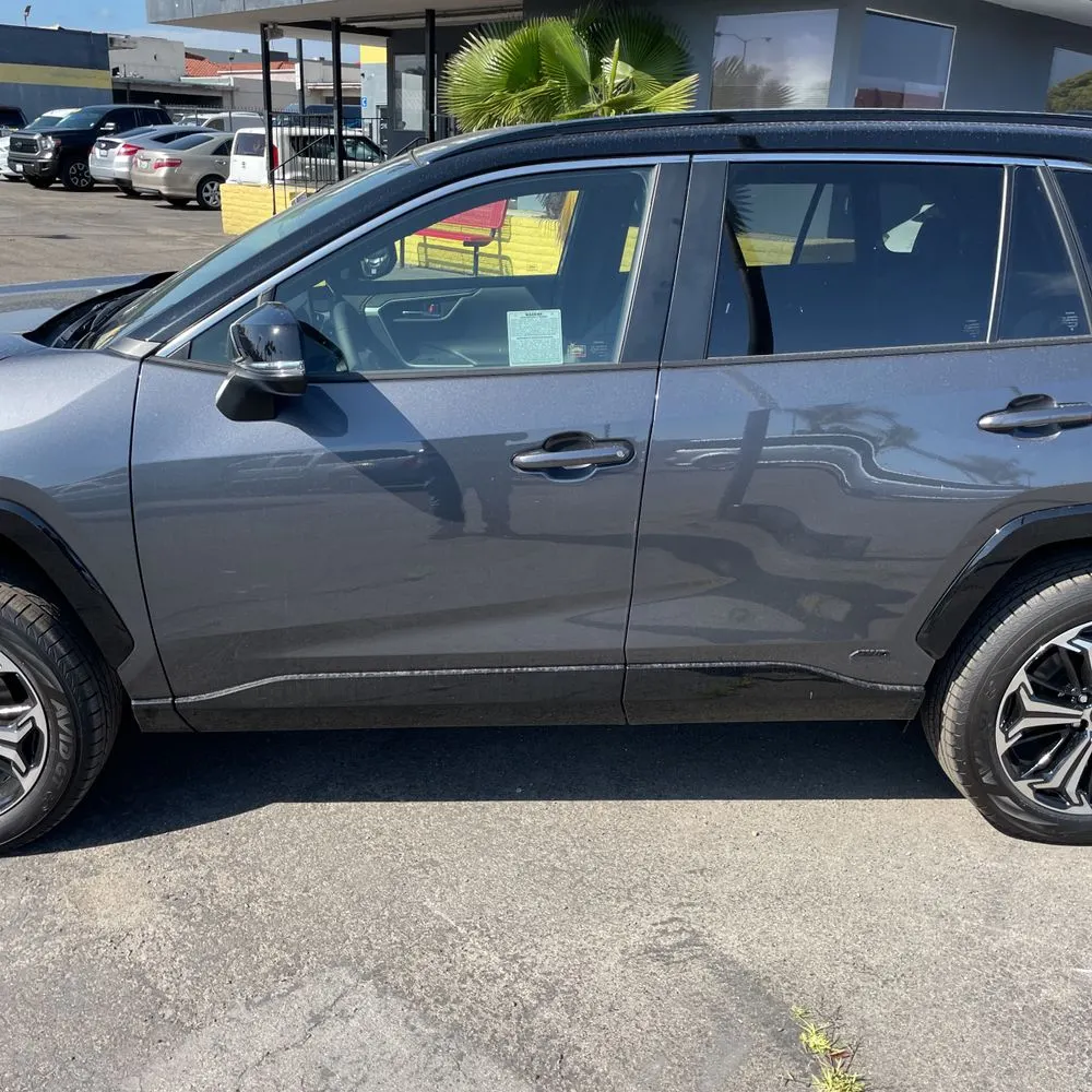 2025 Toyota RAV4 Plug-in Hybrid XSE