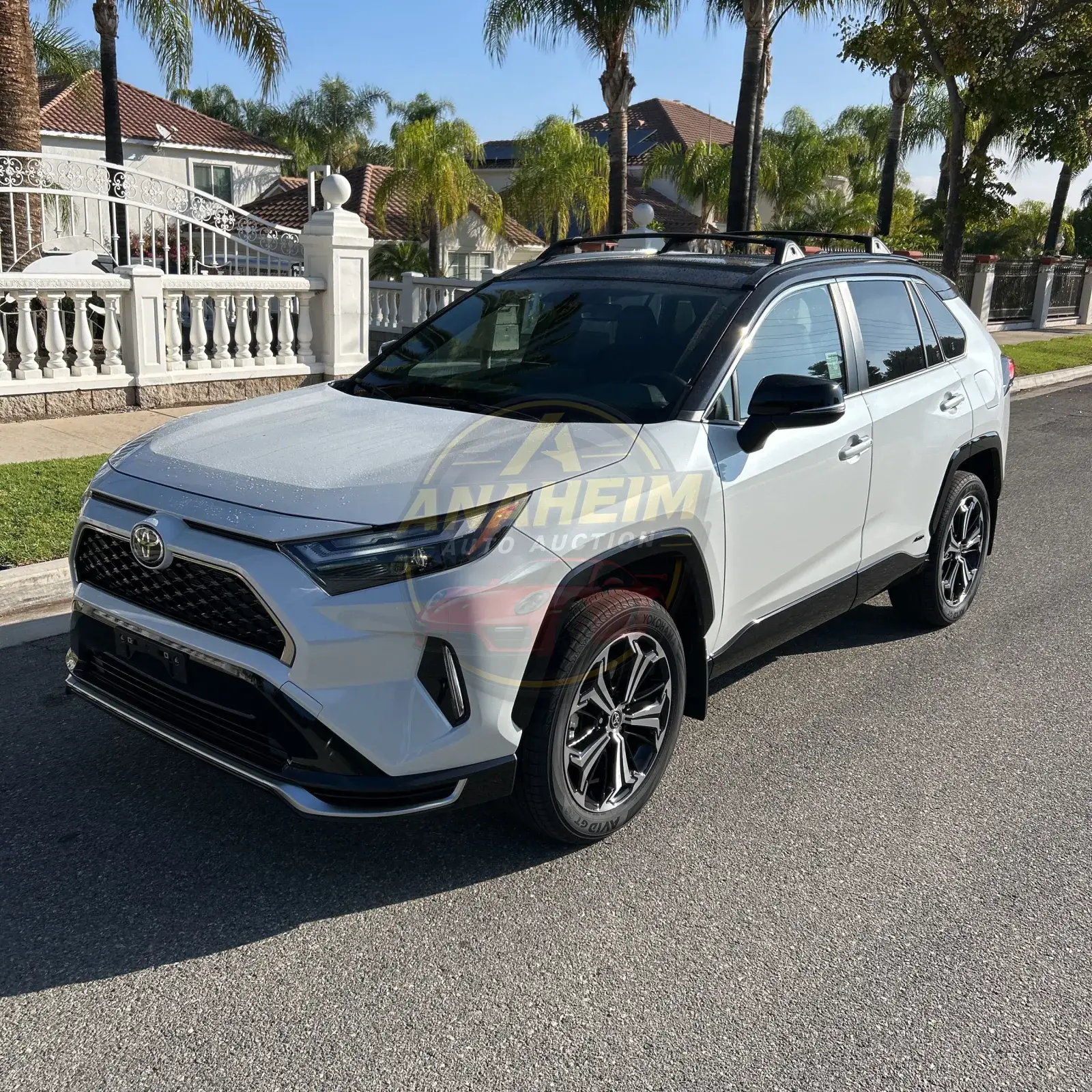 2025 Toyota RAV4 Plug-in Hybrid XSE